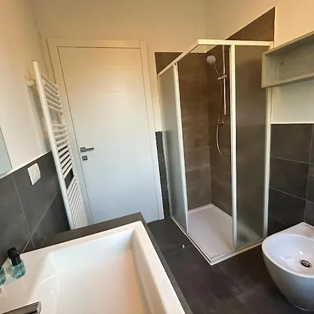 Maranello 6 Chilometri - Casa Ferrari 2 Bedrooms Parcheggio Privato Apartmán Montale (Emilia-Romagna)